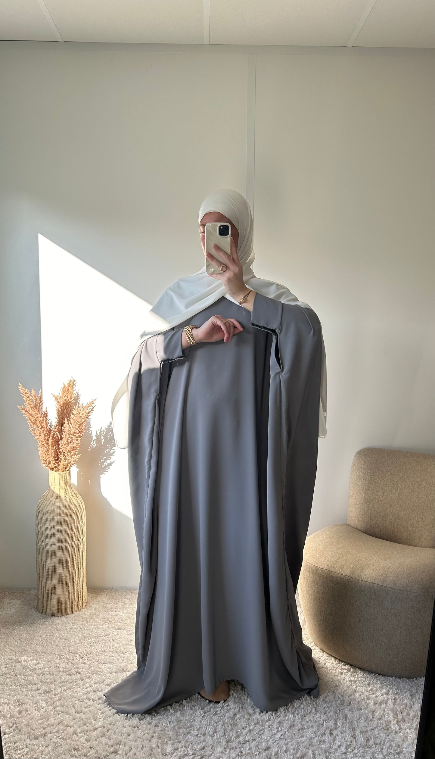 Abaya saoudienne en soie de Médine