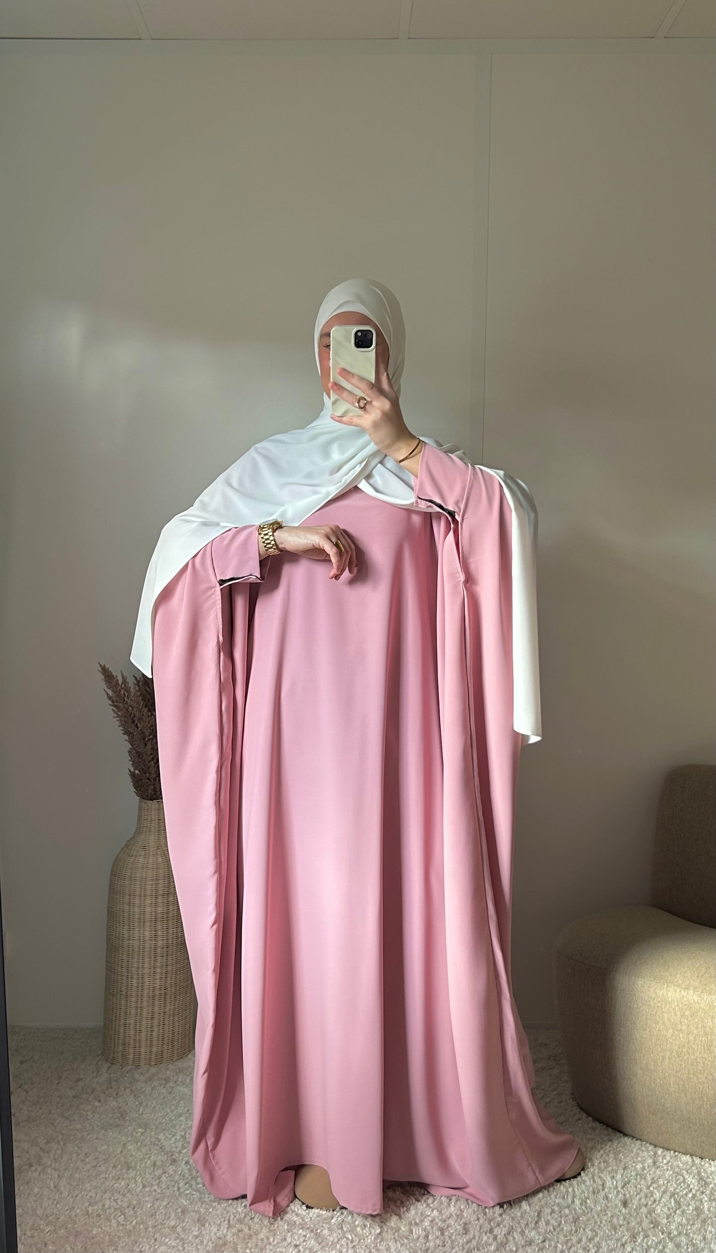 Abaya saoudienne en soie de Médine