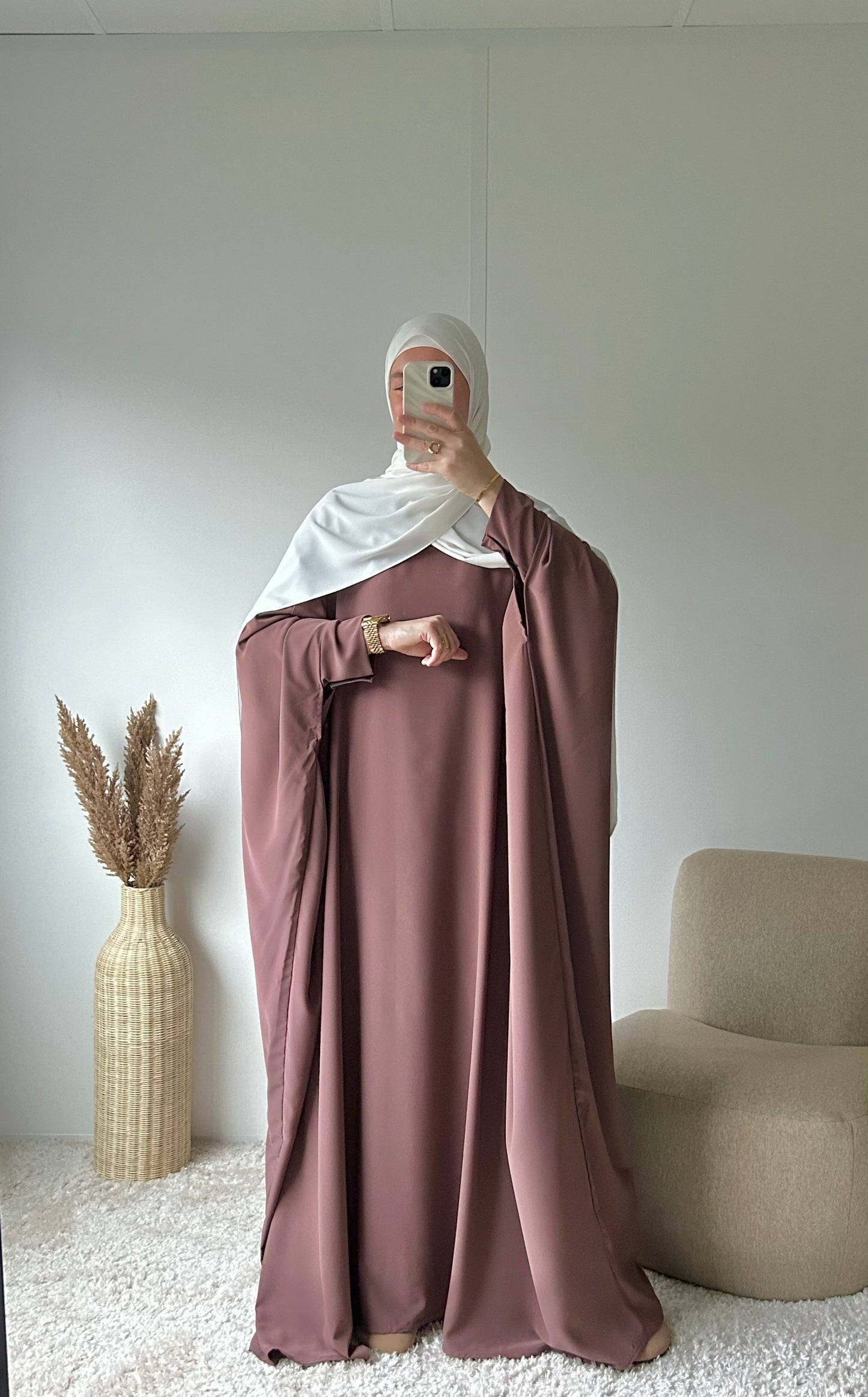 Abaya saoudienne en soie de Médine