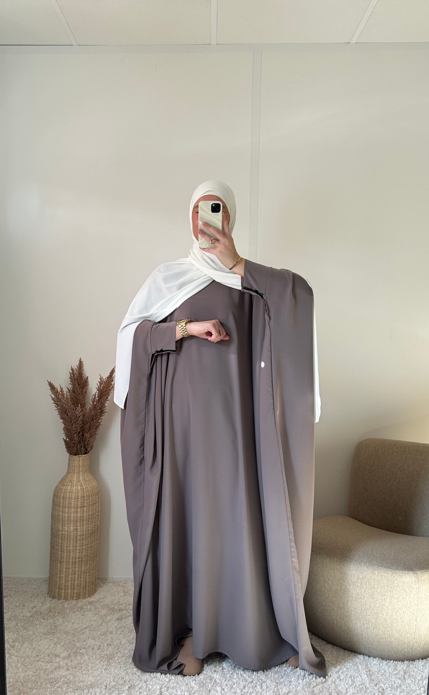 Abaya saoudienne en soie de Médine